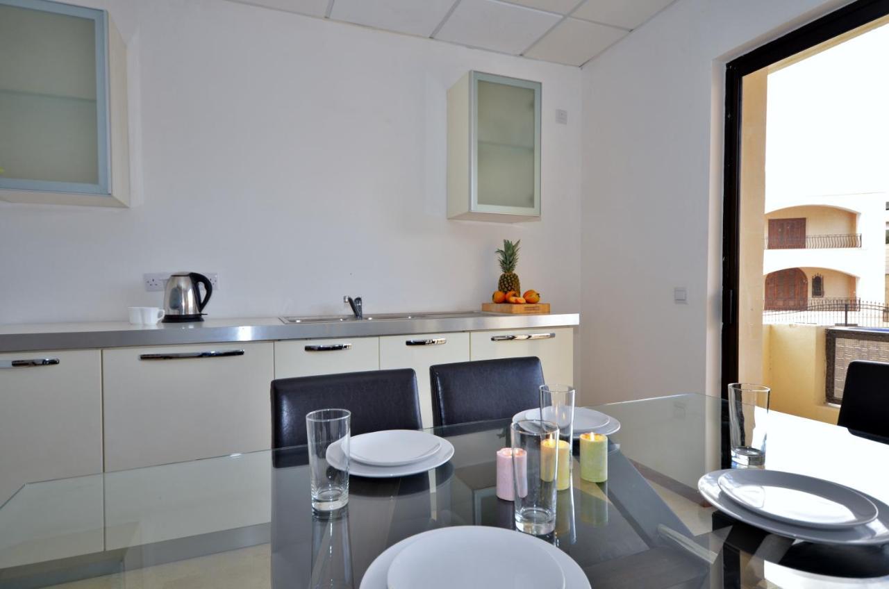 Large St Julians Central 2 Apartment Saint Julian's Luaran gambar